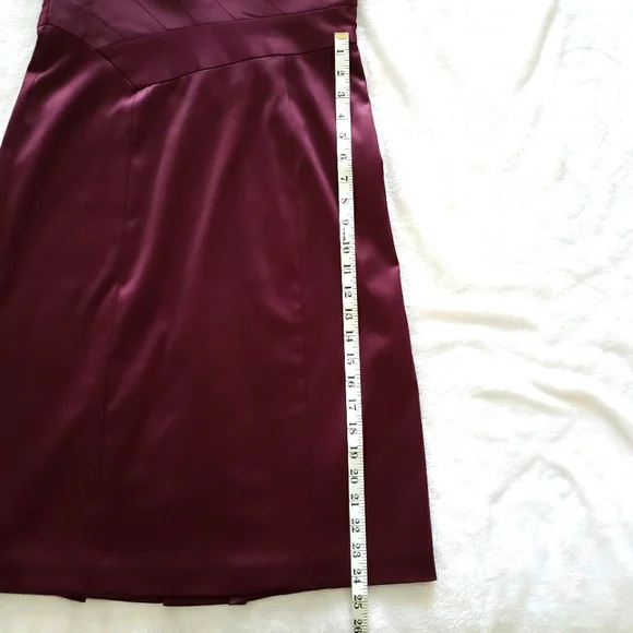 MAX & CLEO Burgundy Satin Strappy Bodycon Sleeveless Knee Length Dress--EUC--8 - Picture 16 of 16
